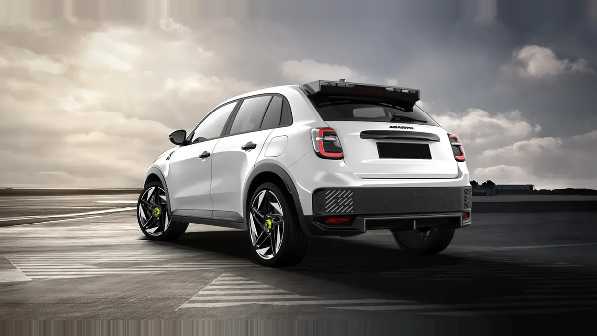 Abarth 600e Turismo nuevo en renting — Trasera