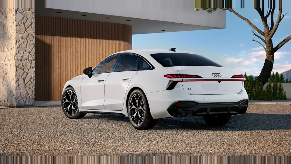 Audi A6 TDI 150kW (204CV) S Tronic Black Line de ocasión en renting — Trasera