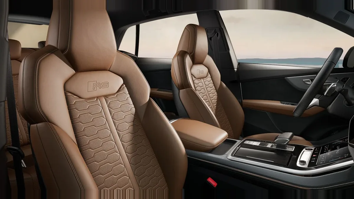 Audi RS Q8 441kW TipTronic nuevo en renting — Interior