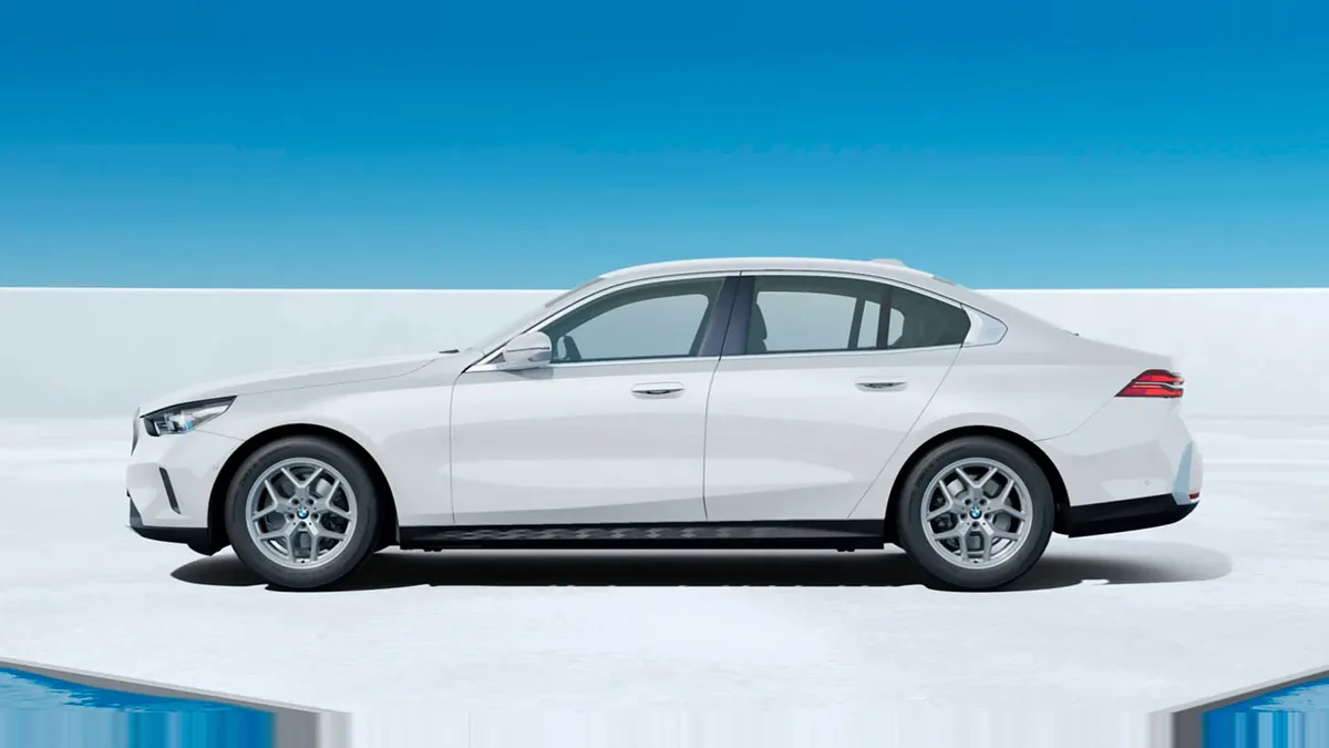 BMW Serie 5 520d de ocasión en renting — vista 6