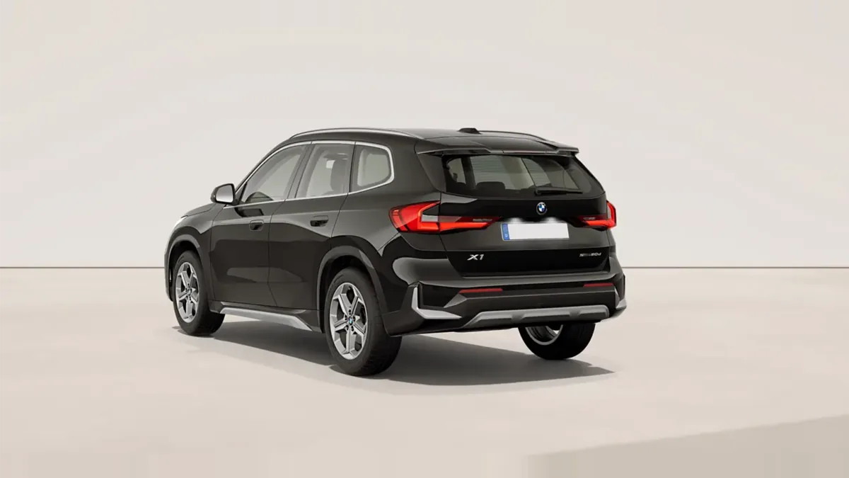 BMW X1 sDrive20d xLine 120kW de ocasión en renting — Trasera