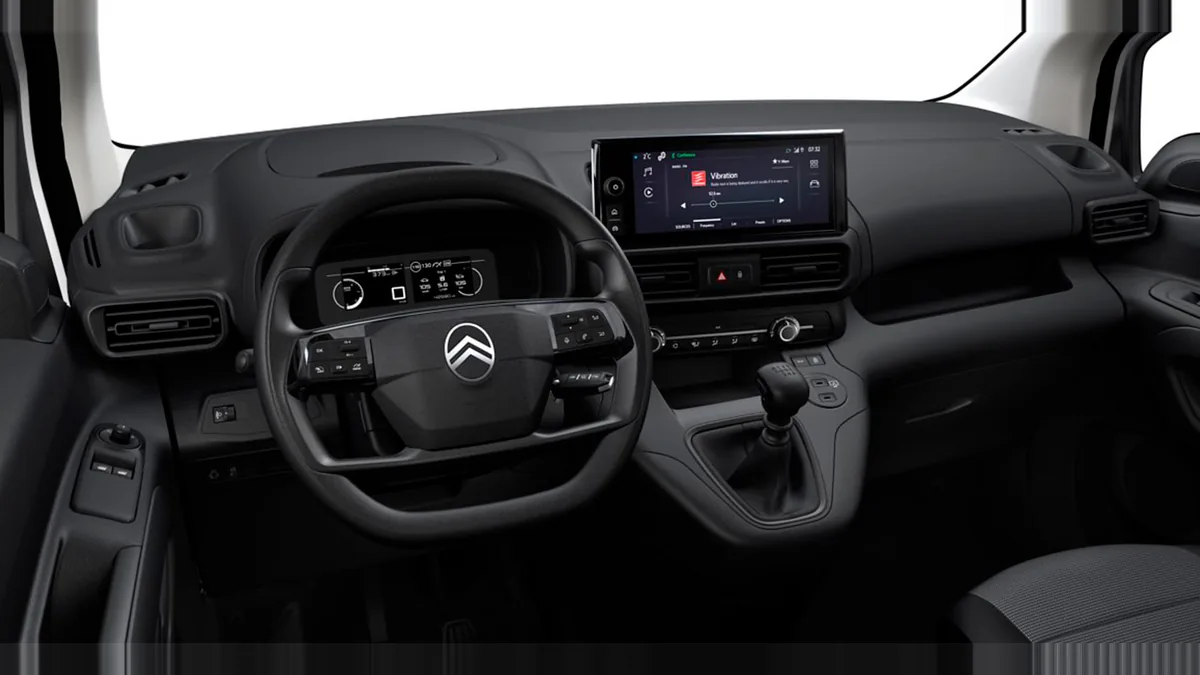 Citroën Berlingo Talla M BlueHDi 100 YOU L1 N1 Adaptado de ocasión en renting — Trasera