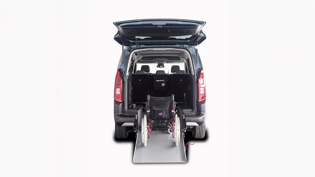 Citroën Berlingo Talla XL BlueHDi 100 YOU L2 N1 Adaptado de ocasión en renting — Trasera