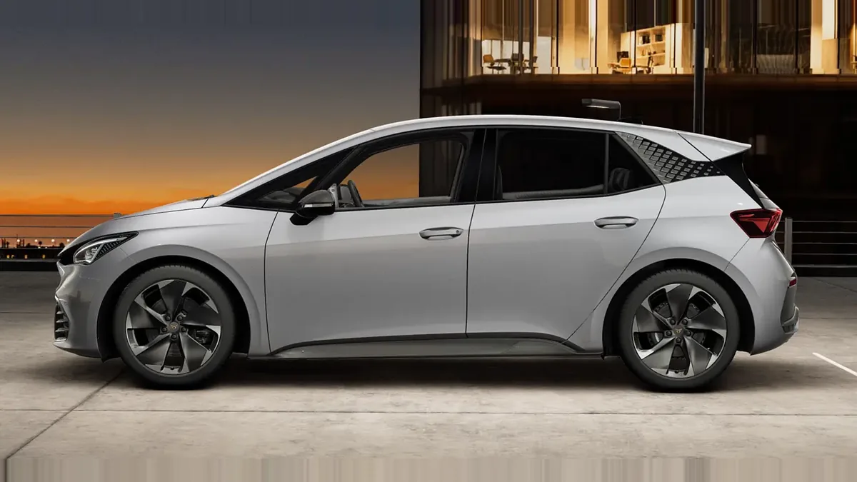 CUPRA Born e-Boost Pack Advanced Plus nuevo en renting — Lateral