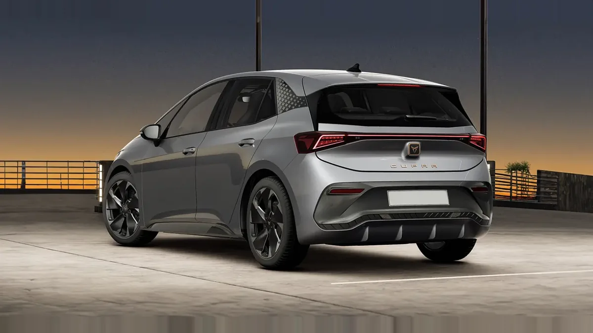 CUPRA Born e-Boost Pack Advanced Plus nuevo en renting — Trasera