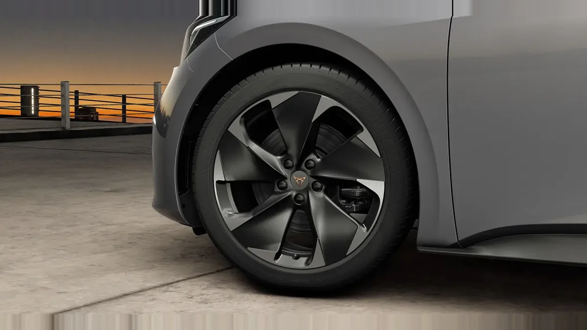 CUPRA Born e-Boost Pack Advanced Plus nuevo en renting — vista 6
