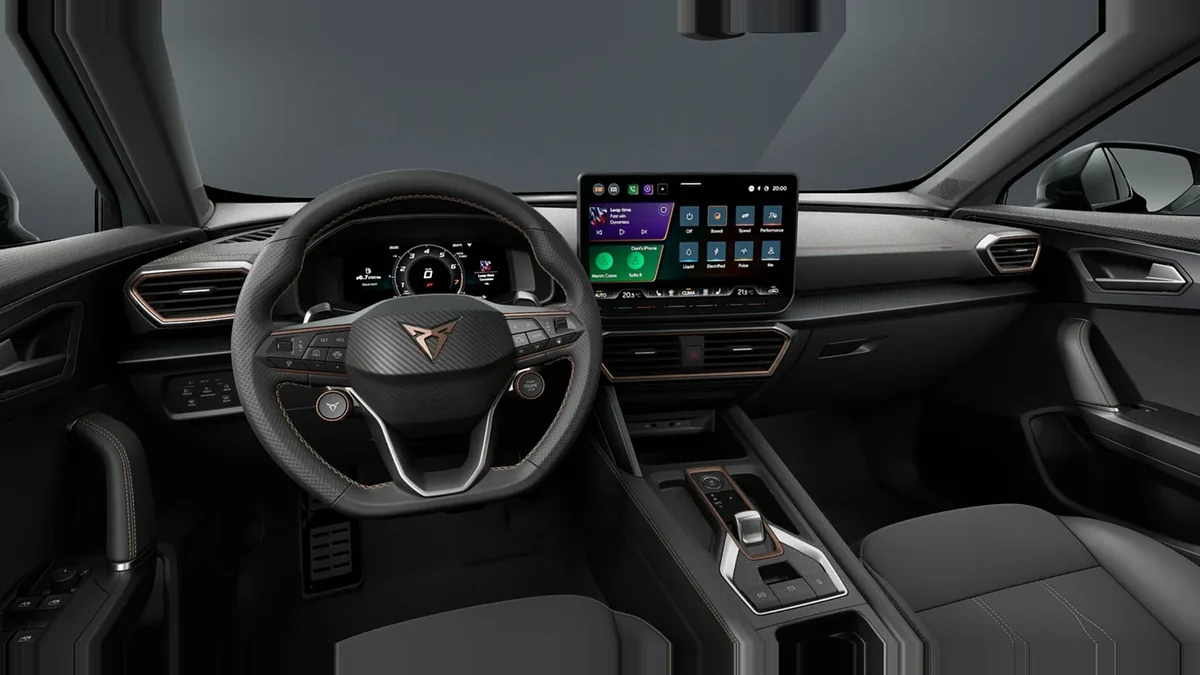 CUPRA Formentor eTSI 1.5 110kW (150CV) DSG 7vel. de ocasión en renting — Delantera
