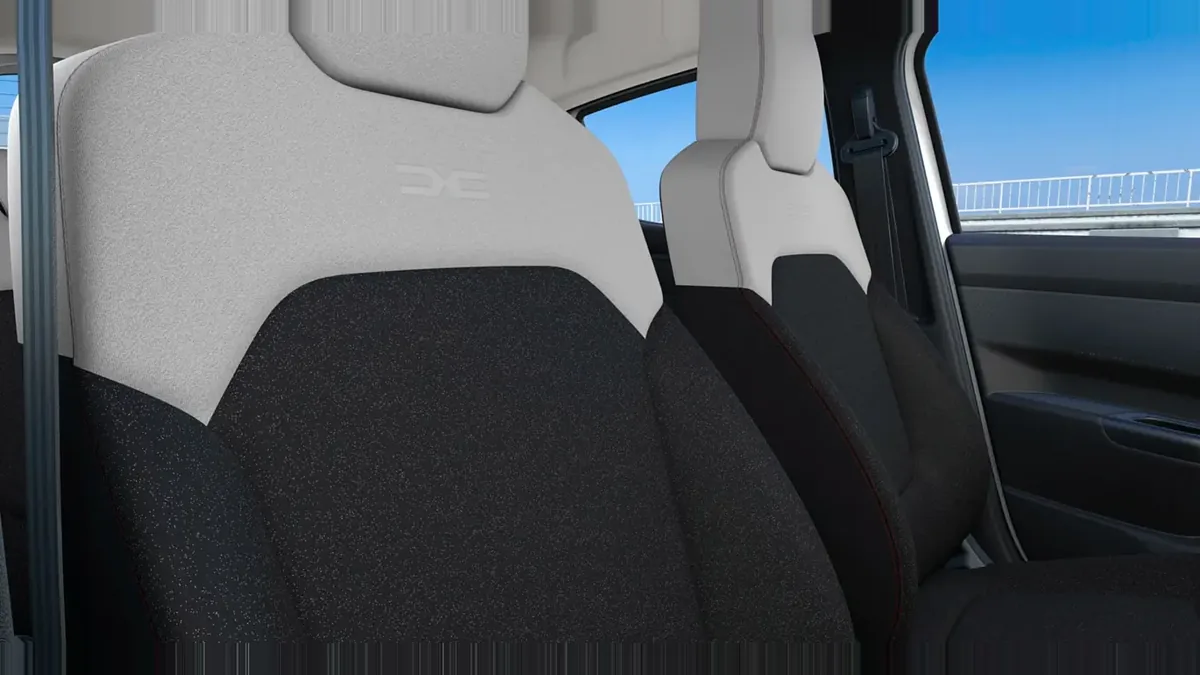 Dacia Spring Expression Electric 33kW (45CV) de ocasión en renting — Interior