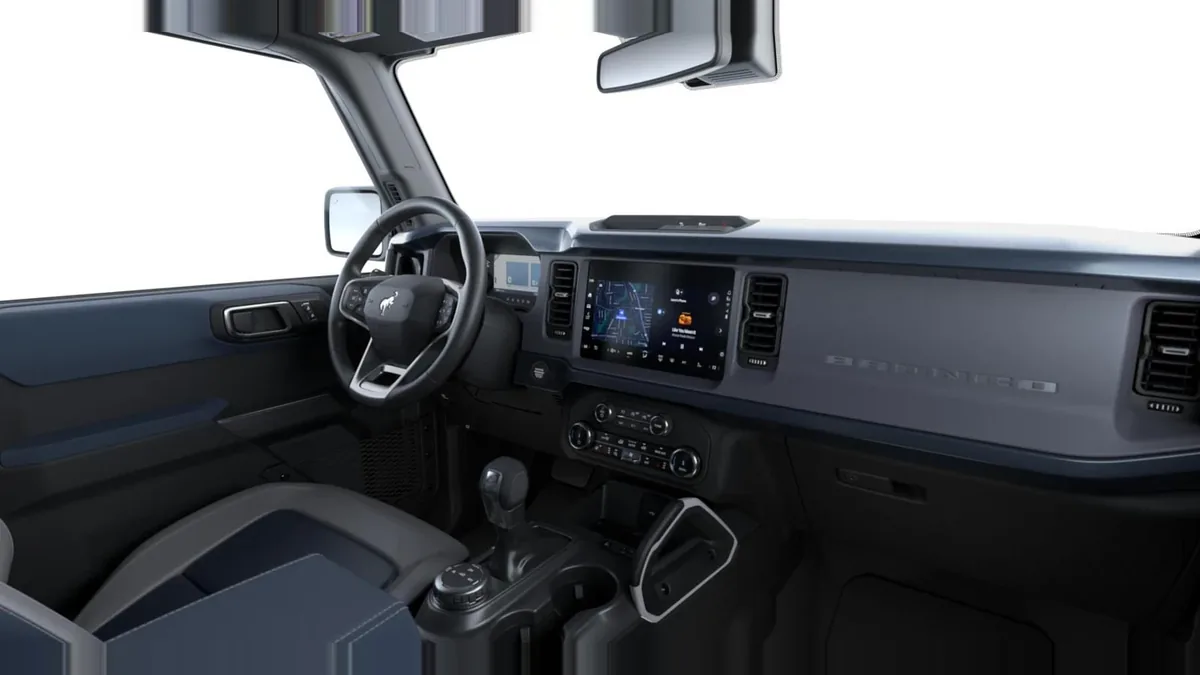 Ford Bronco Outer Banks 2.7 Ecoboost 335CV Automático 4x4 de ocasión en renting — Interior