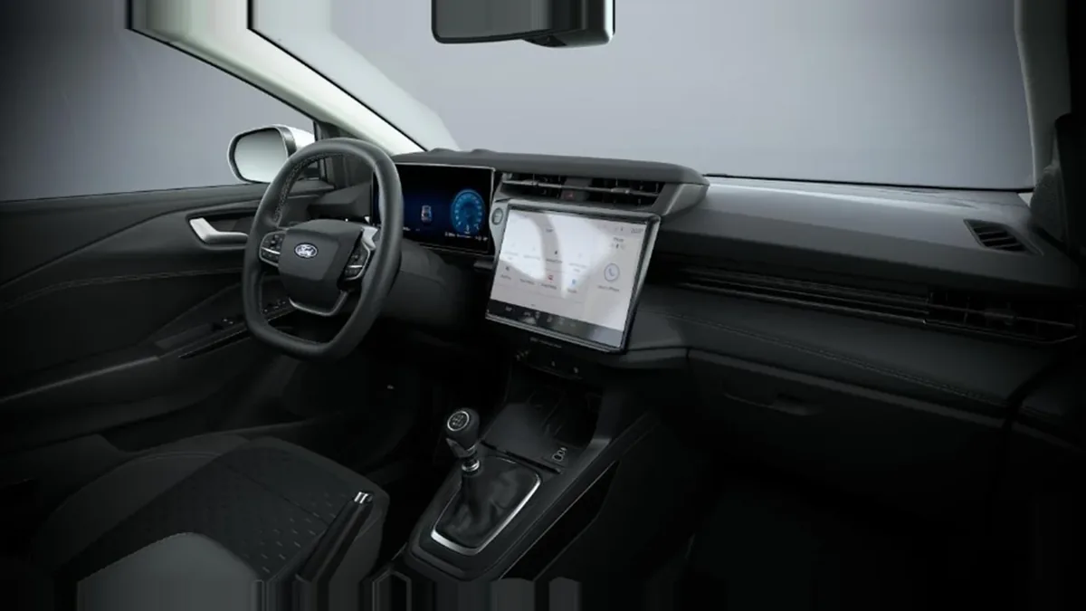 Ford Puma Titanium Ecoboost MHEV 125CV II de ocasión en renting — Interior
