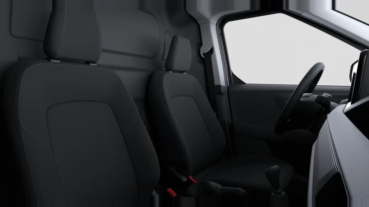 Ford TRANSIT COURIER VAN DIESEL 1.5  100 CV de ocasión en renting — vista 6