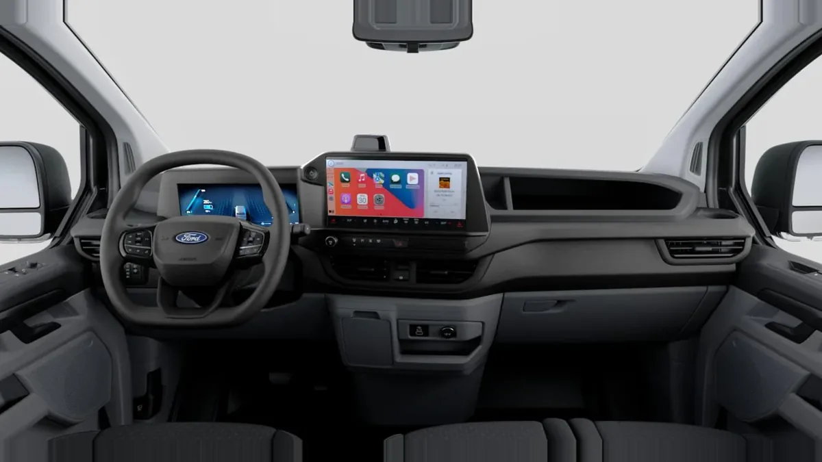 Ford TRANSIT CUSTOM  Kombi BEV 83kWh 100kW 340 L1 Trend nuevo en renting — Interior