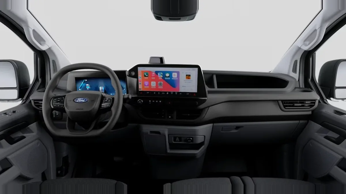 Ford TRANSIT CUSTOM Van BEV 83kWh 100kW 320 L1 Trend de ocasión en renting — Interior