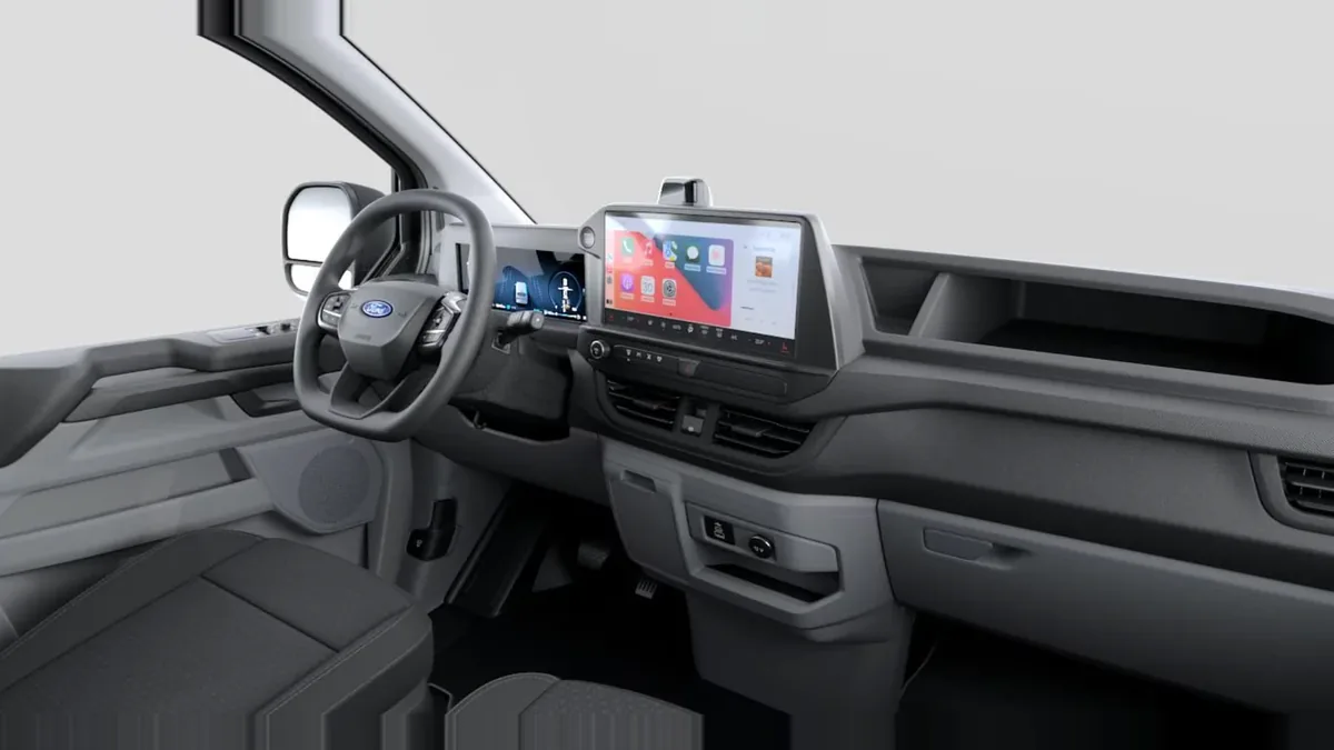 Ford TRANSIT Kombi 2.5 Duratec PHEV 171 340 L1 Trend de ocasión en renting — Delantera