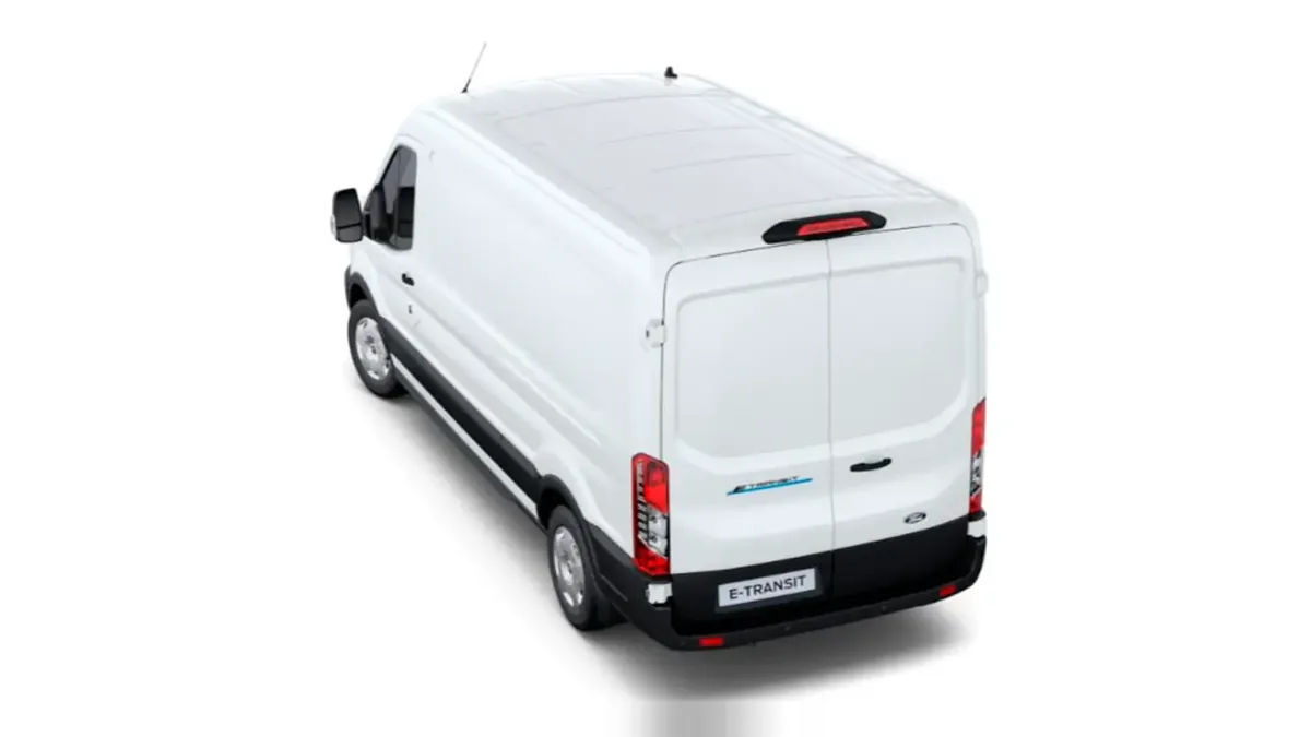 Ford Transit Van 350 L3 BEV Trend 184cv RWD II de ocasión en renting — Lateral