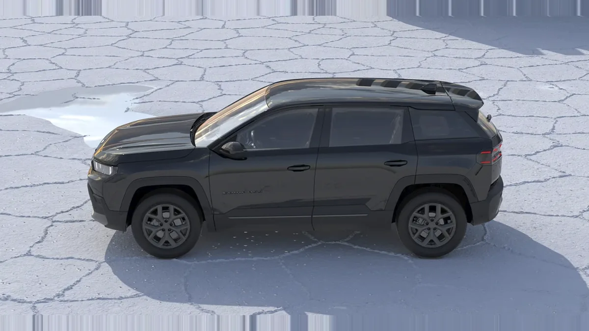 Jeep Compass 1.2 MHEV Altitude 145CV nuevo en renting — Lateral