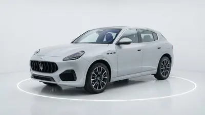 Maserati Grecale SUV en renting