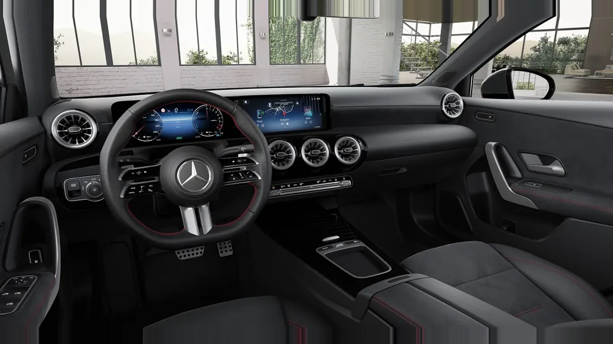 Mercedes-Benz CLASE A 250 e con tecnología híbrida EQ nuevo en renting — Trasera
