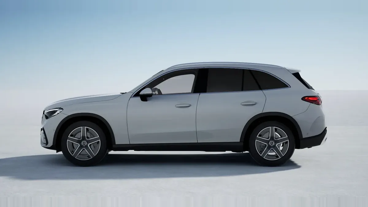 Mercedes-Benz GLC 220D 4MATIC de ocasión en renting — Lateral