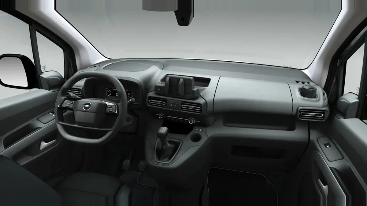 Opel Combo-e Cargo M 800kg de ocasión en renting — Trasera