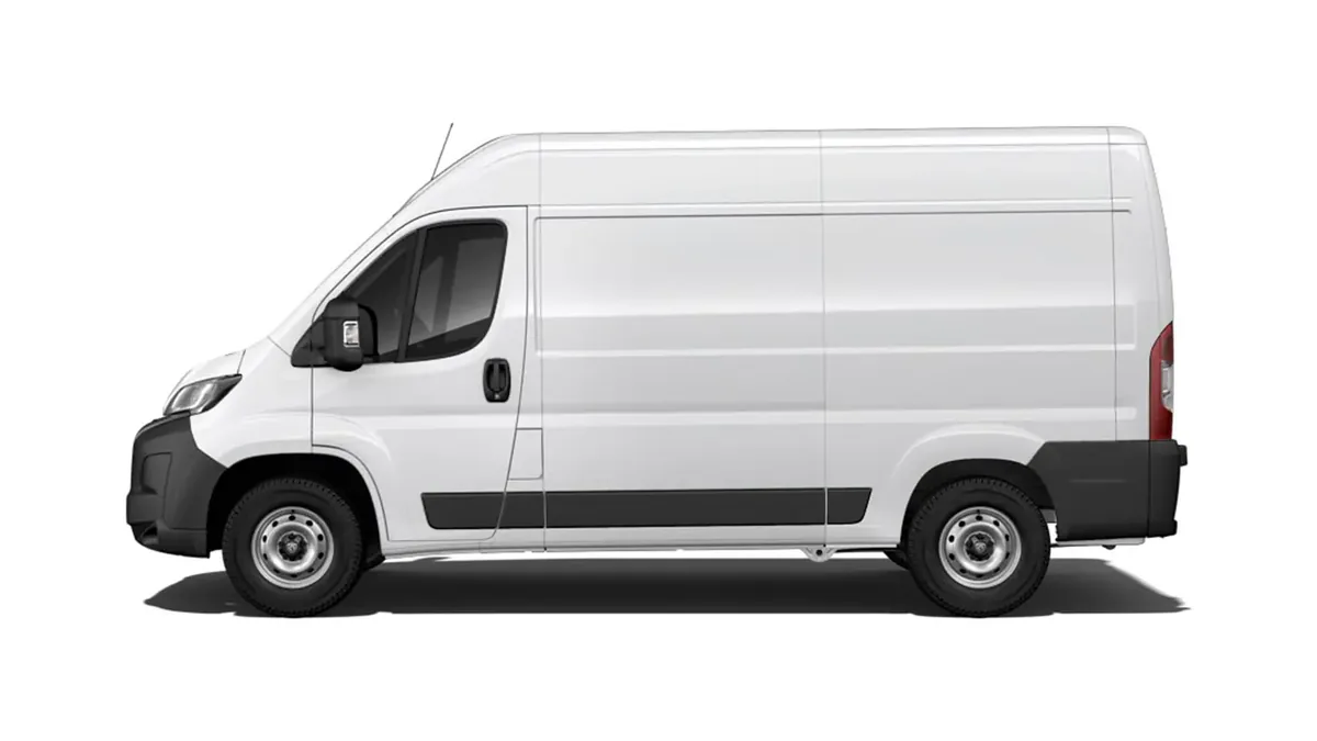 Peugeot Boxer 3.3 L2H2 BHDI 103kW nuevo en renting — Lateral