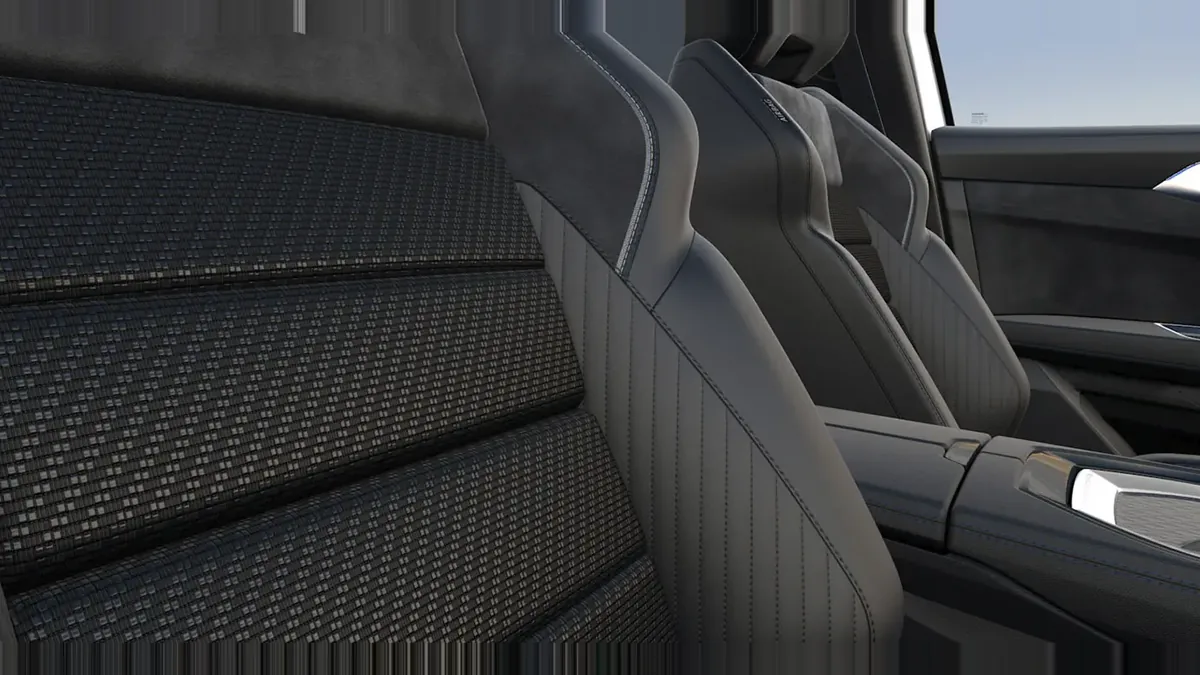 Renault Espace Espirit Alpine Full Hybrid E-Tech 146kW 7p nuevo en renting — vista 7
