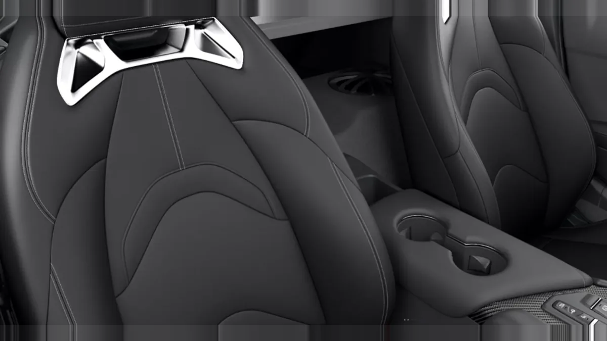 Toyota GR Supra 3.0T 250kW (340CV) Performance AT8 de ocasión en renting — Interior