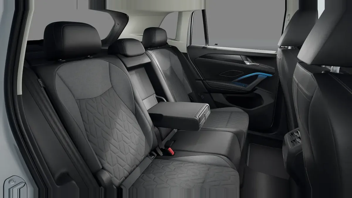 Volkswagen Tiguan "Más" 2.0 TDI DSG nuevo en renting — vista 9